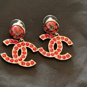 Absolutely stunning, authentic, limited edition red/black large Chanel earrings